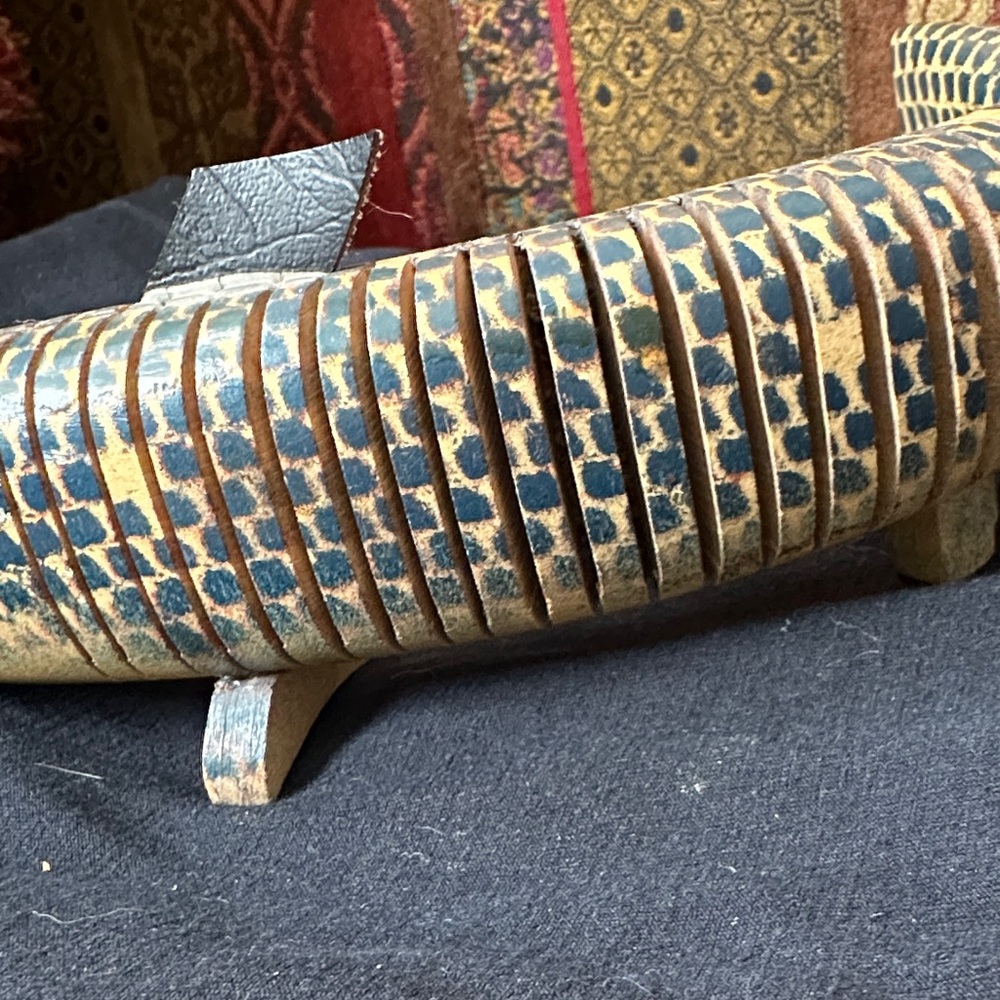 Vintage Wooden articulating fish toy - Picture 4 of 6